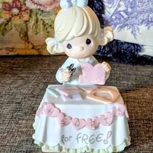 " Giving My Heart Freely" Precious Moments Figurine. In Excellent Condition.